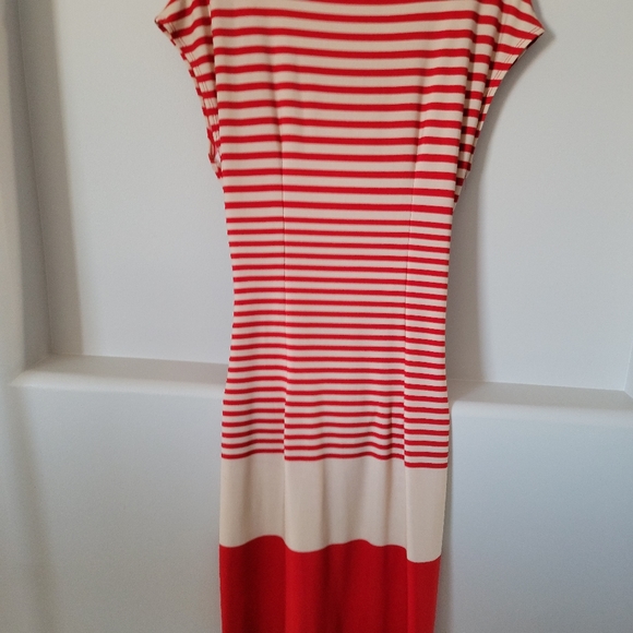 Lori M Collection dress, size M, cream and red graphic pattern - Picture 2 of 2